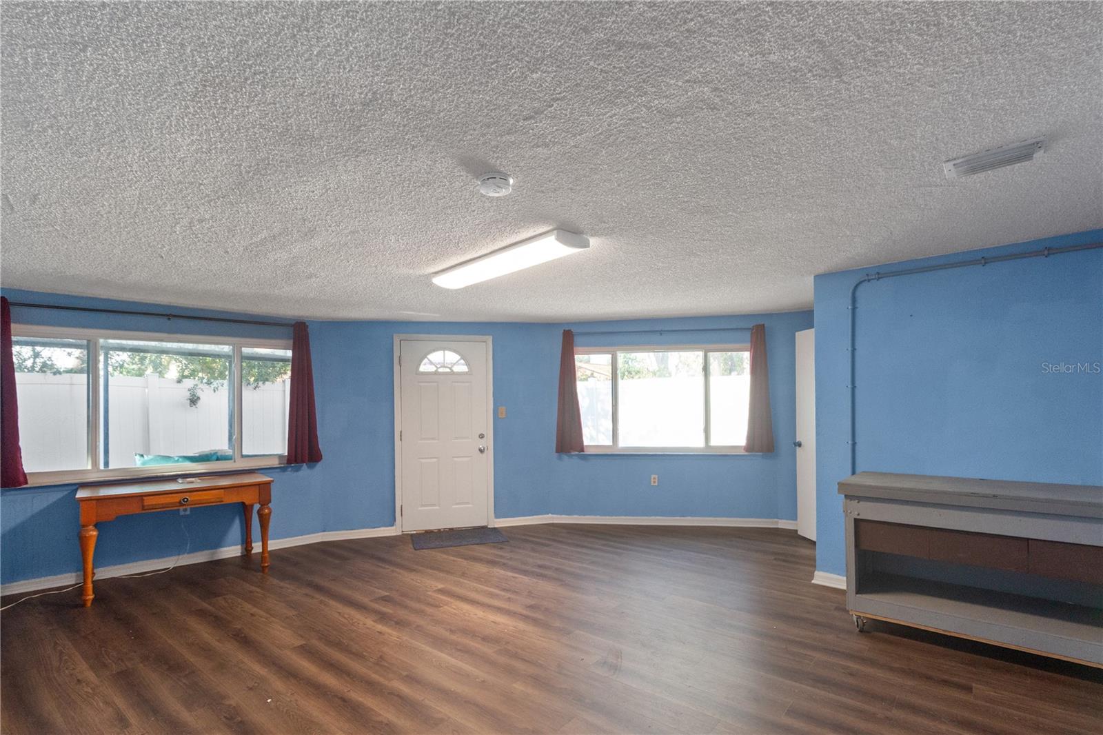 ALOHA GARDENS - Residential