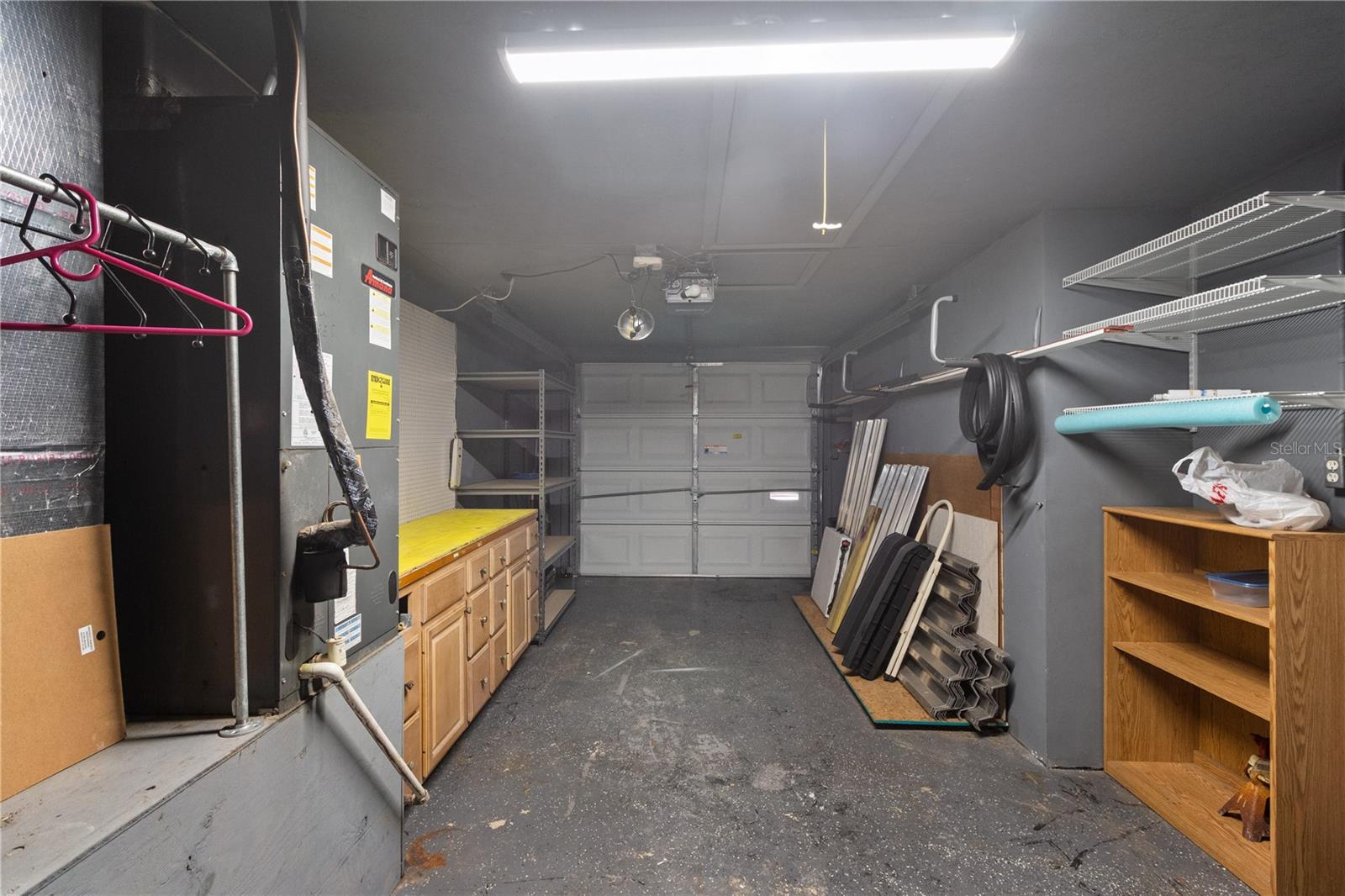 ALOHA GARDENS - Residential