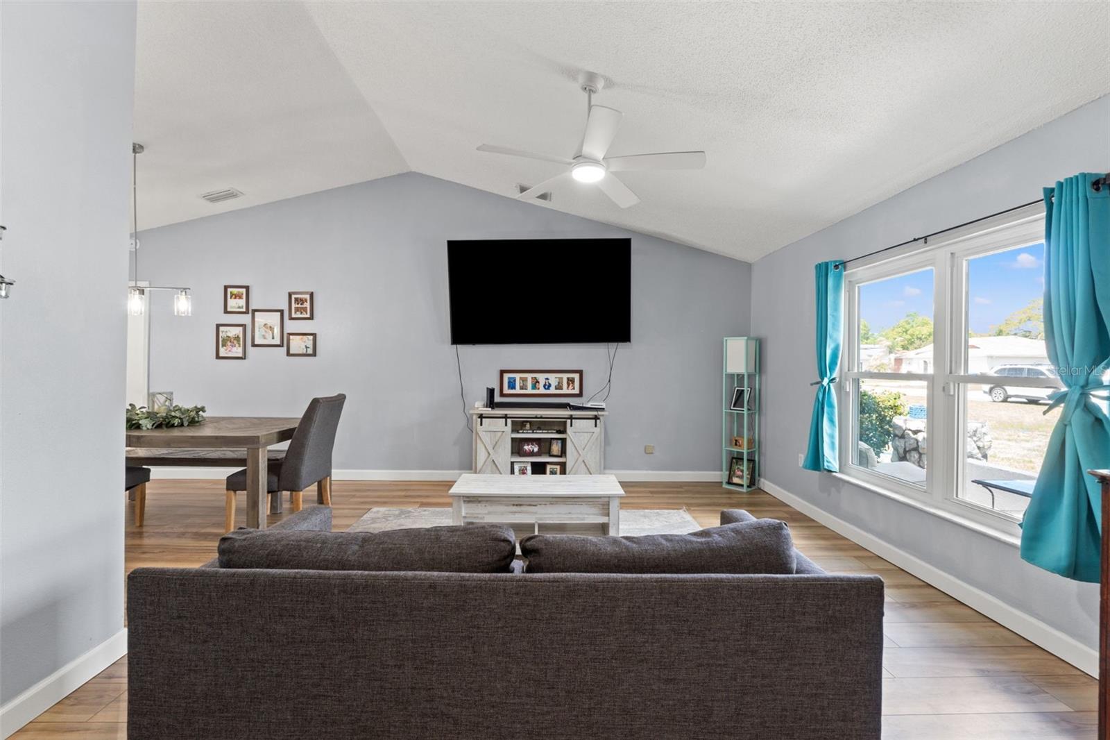 FOREST OAKS - Residential