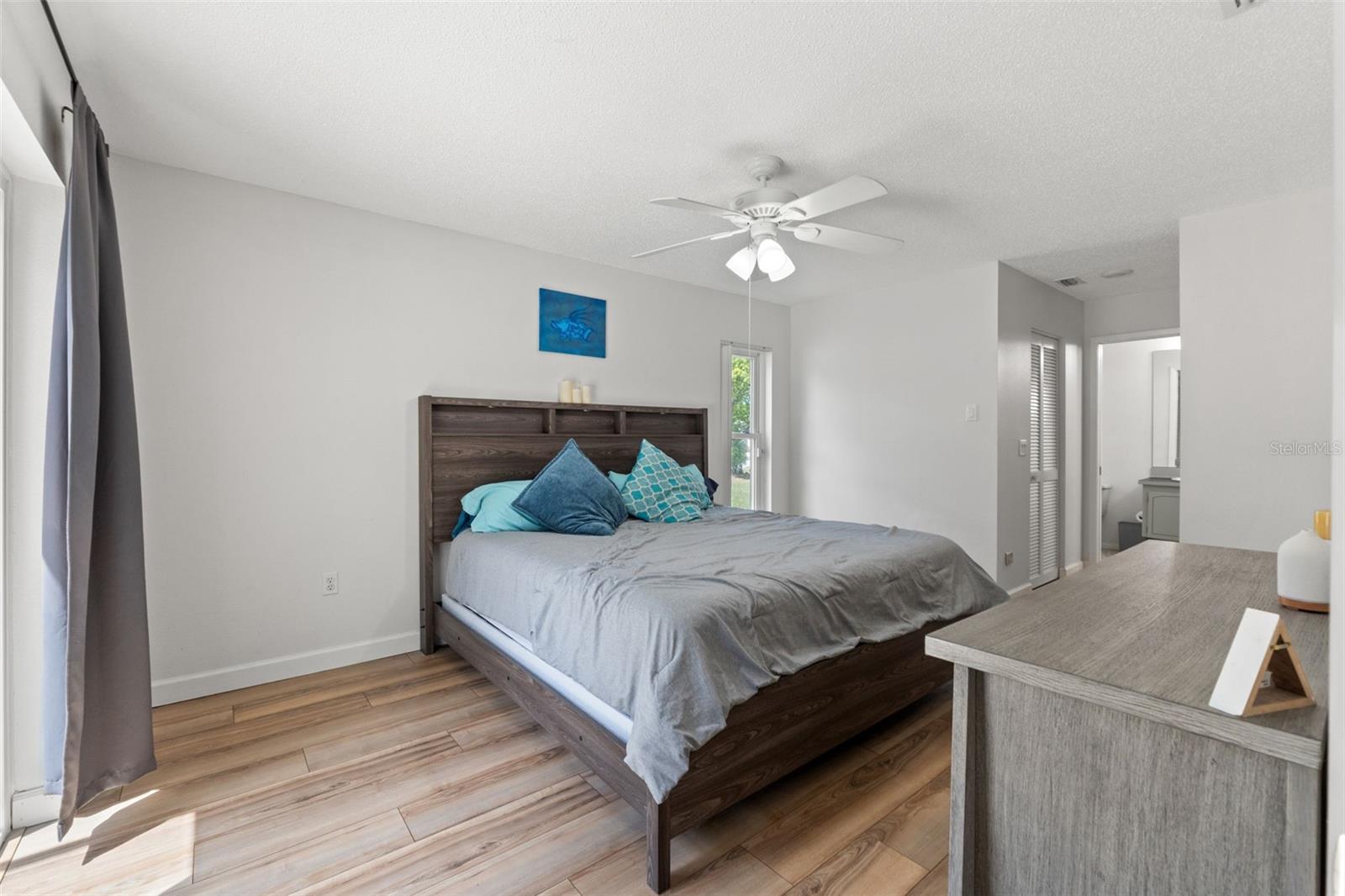 FOREST OAKS - Residential