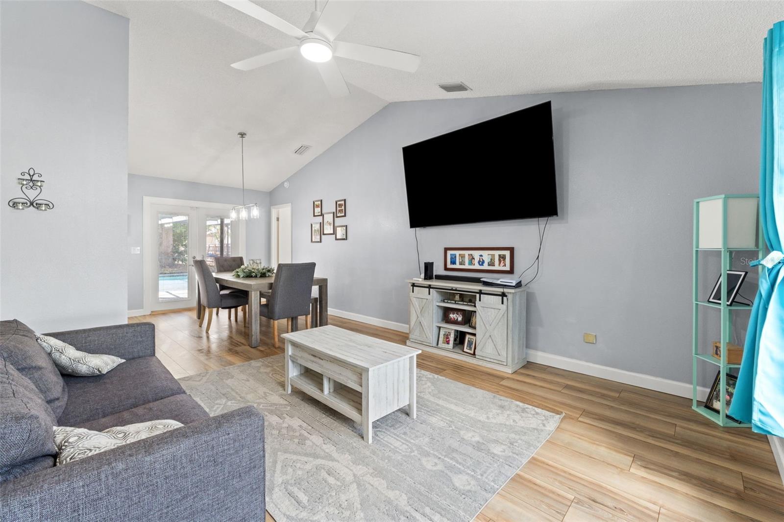 FOREST OAKS - Residential