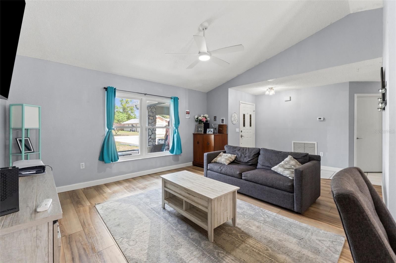 FOREST OAKS - Residential