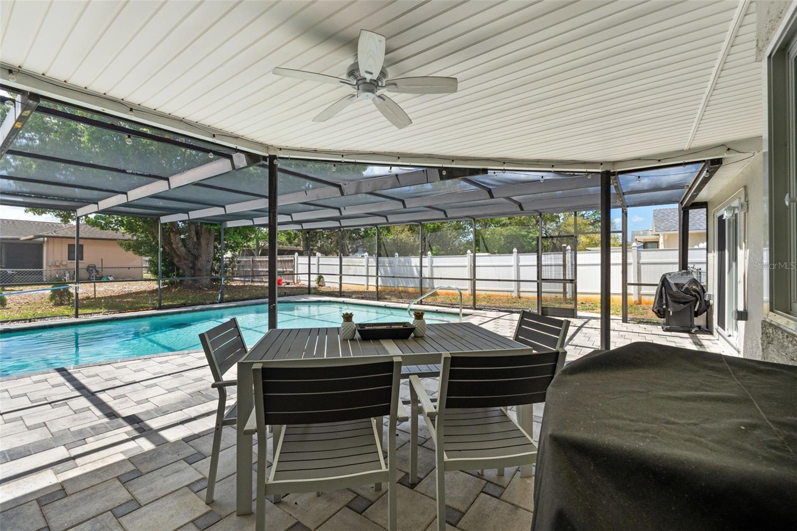 FOREST OAKS - Residential