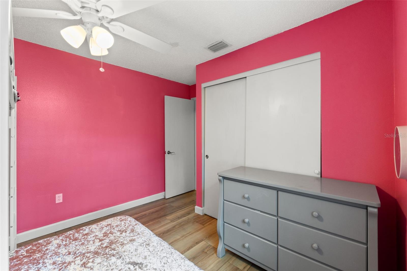 FOREST OAKS - Residential