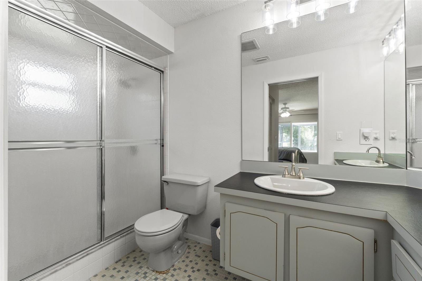 FOREST OAKS - Residential