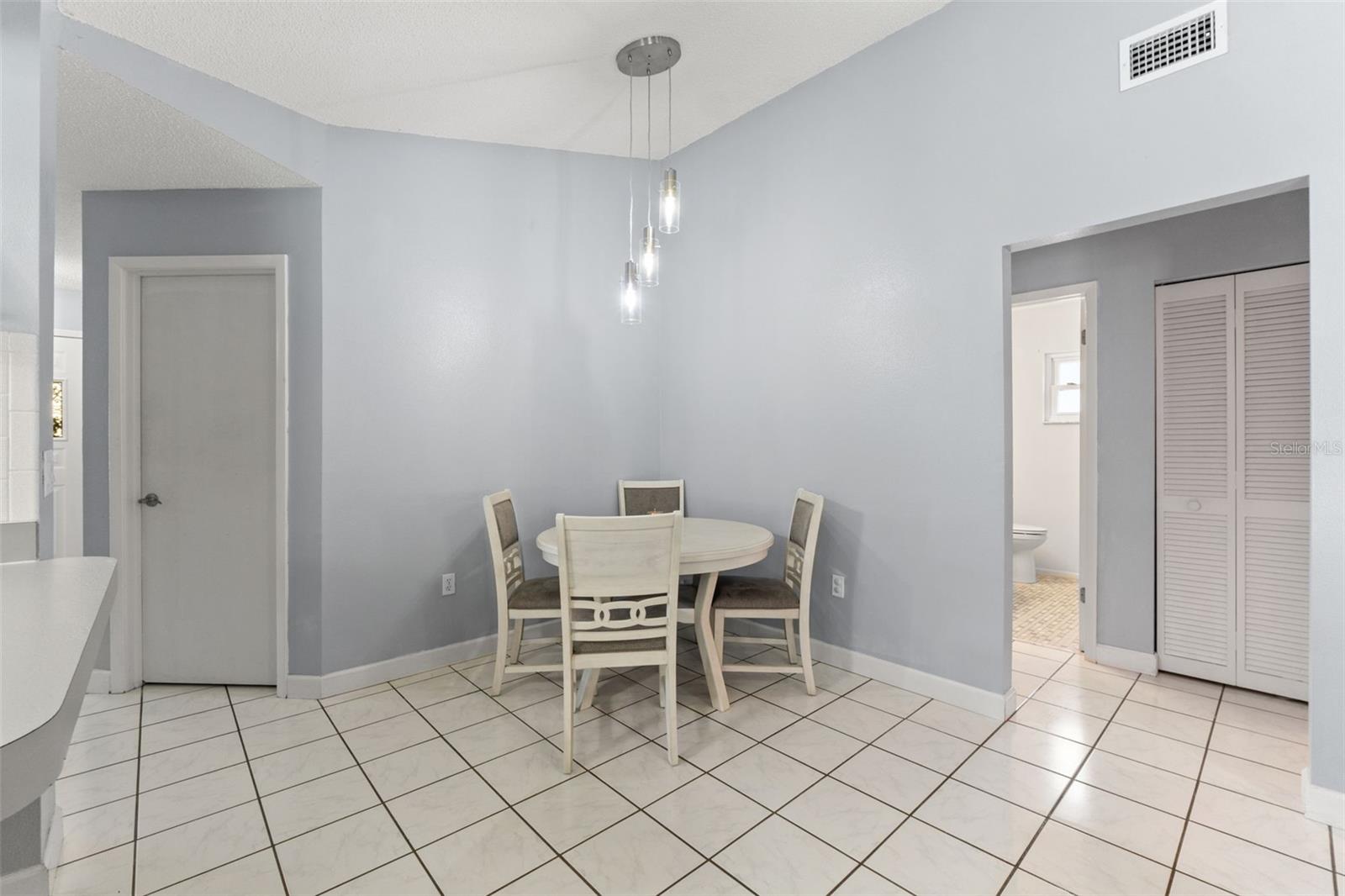 FOREST OAKS - Residential