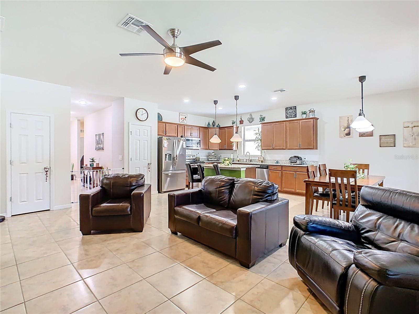 8878 HINSDALE HEIGHTS DRIVE