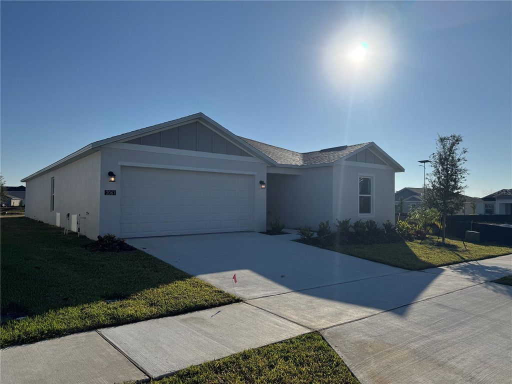 Photo of 2061 Lasso Loop, Eagle Lake, FL 33839 (MLS # A4673627)