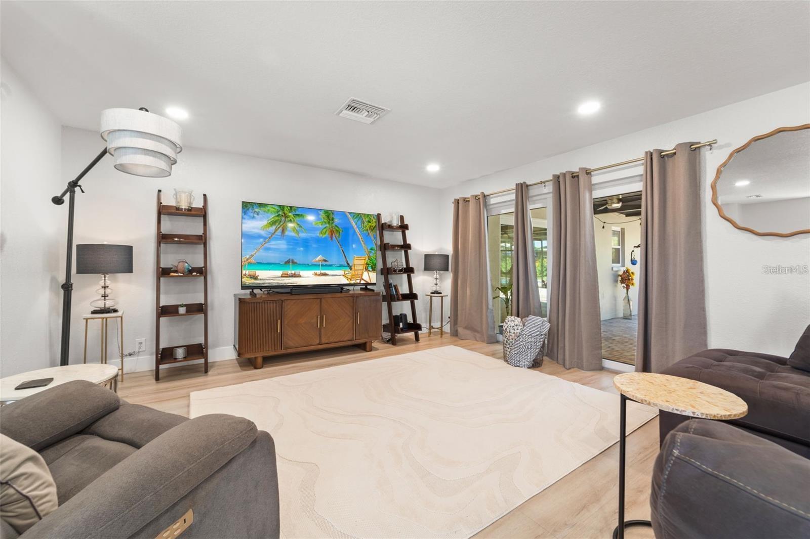 BARCLEY ESTATES 1ST ADD - Residential