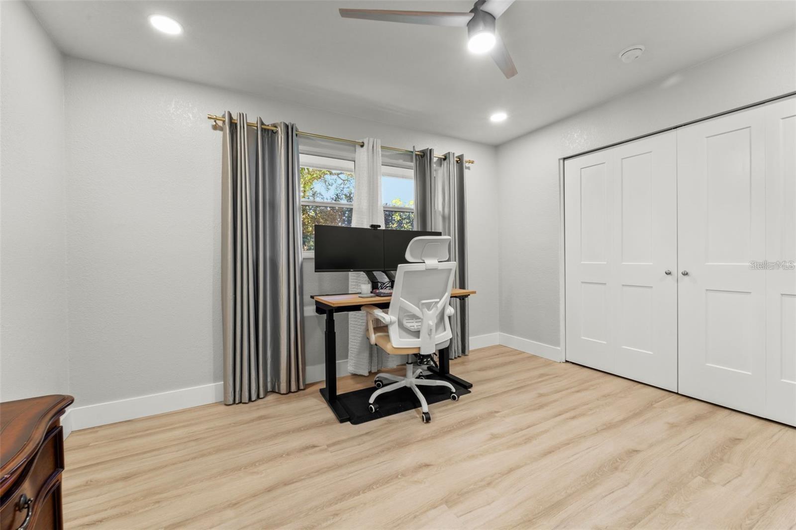 BARCLEY ESTATES 1ST ADD - Residential