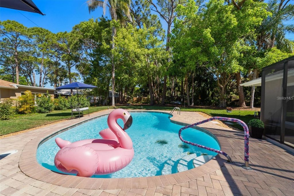 Photo of 8648 14th Way N #FL, St Petersburg, FL 33702 (MLS # TB8492027)