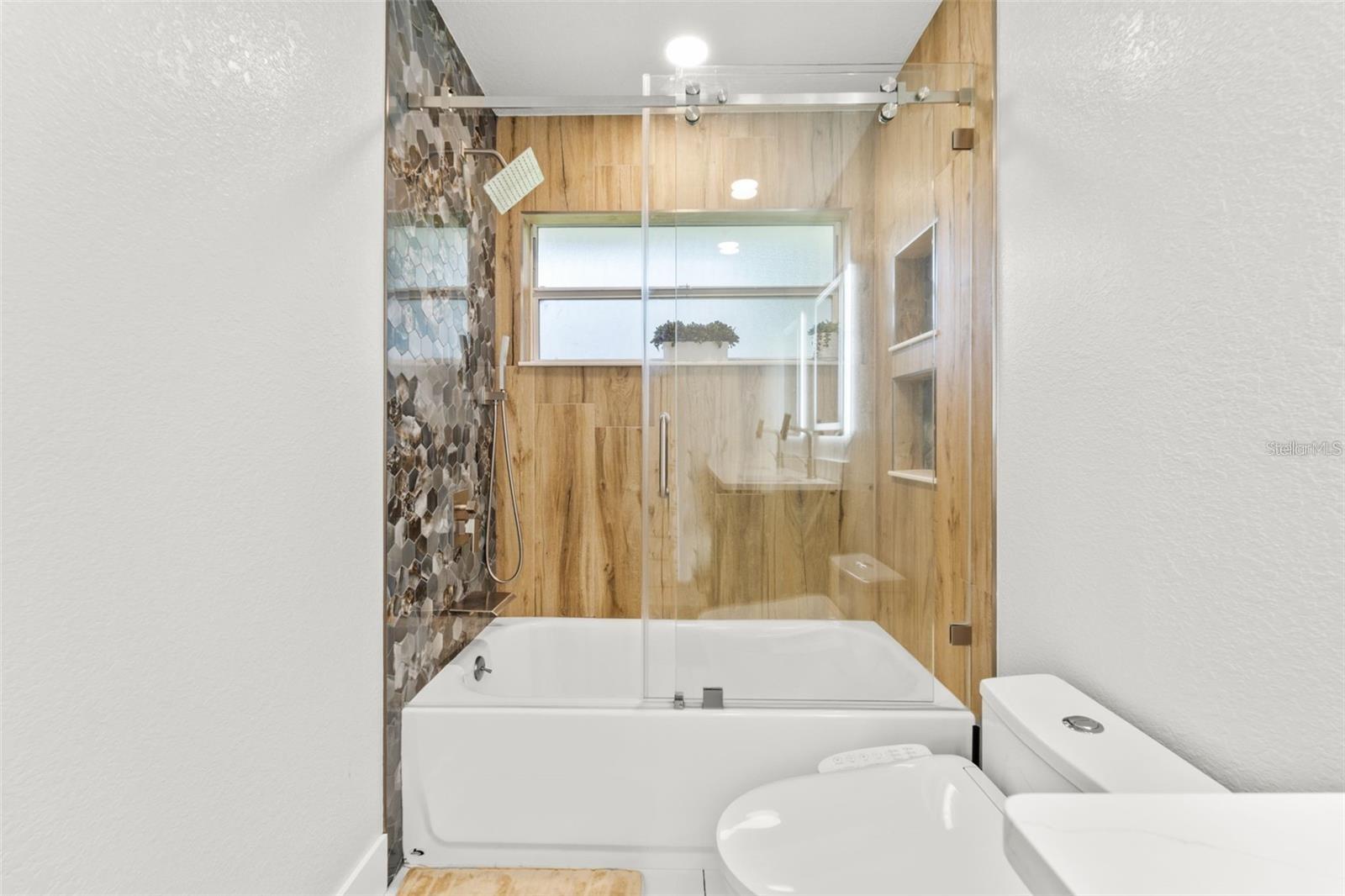 BARCLEY ESTATES 1ST ADD - Residential