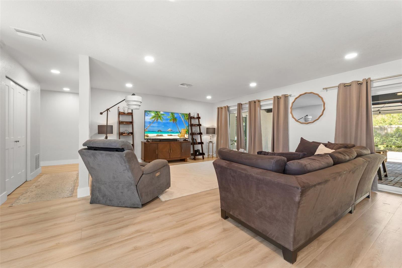 BARCLEY ESTATES 1ST ADD - Residential