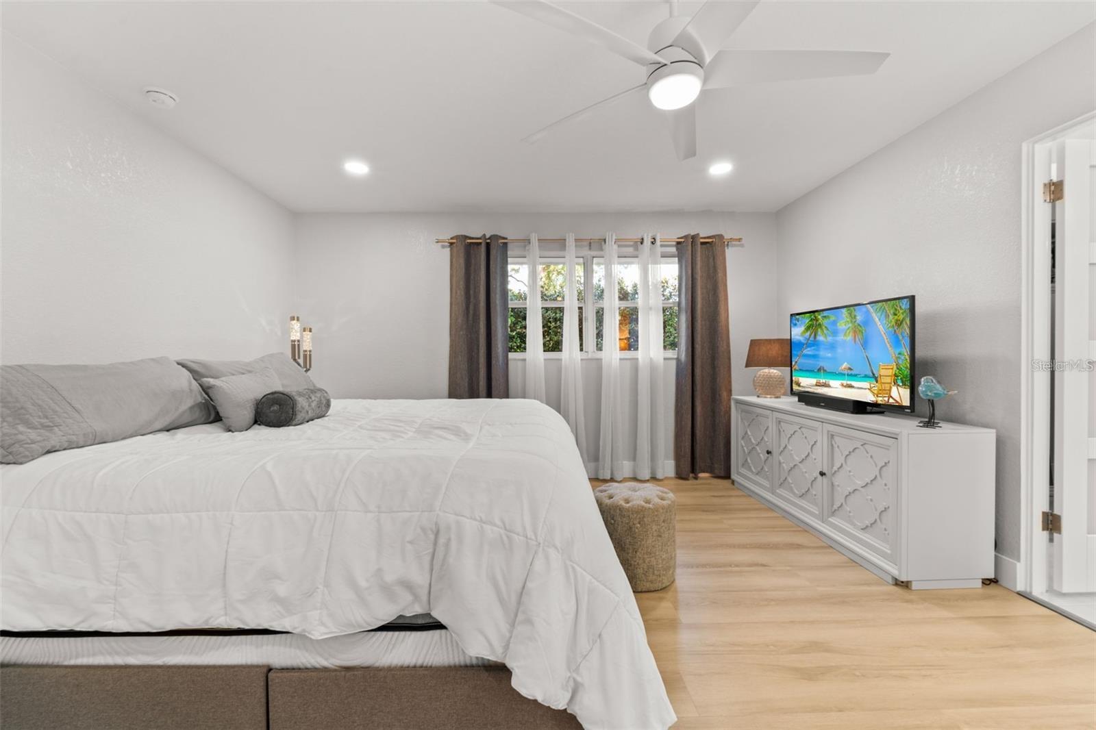 BARCLEY ESTATES 1ST ADD - Residential