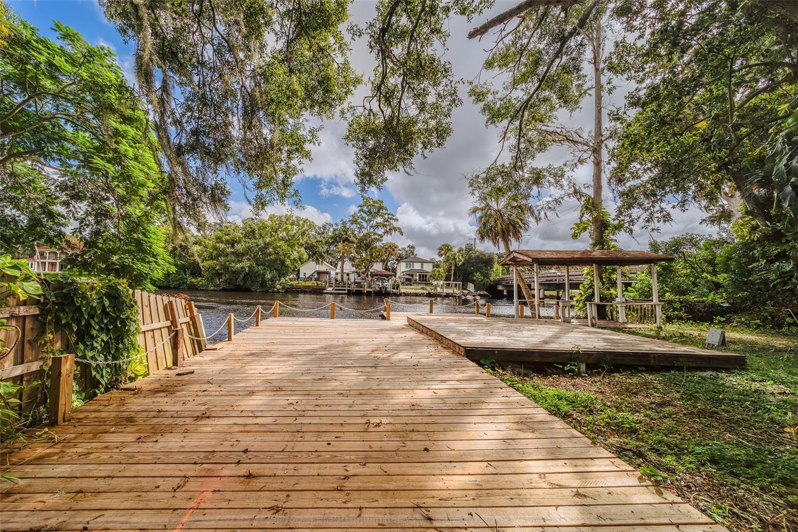 HILLSBOROUGH RIVER ESTATES - Residential