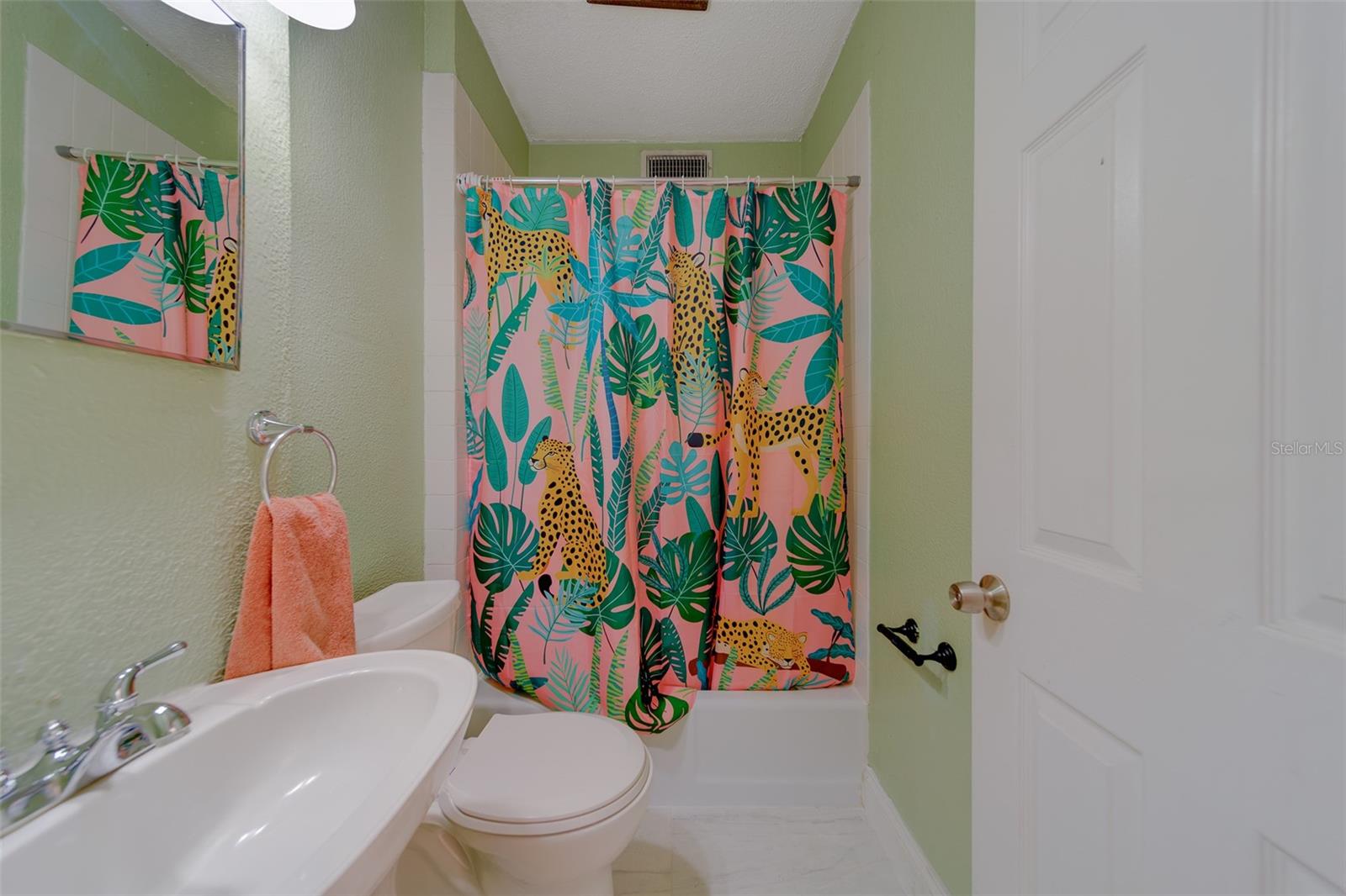 HILLSBOROUGH RIVER ESTATES - Residential