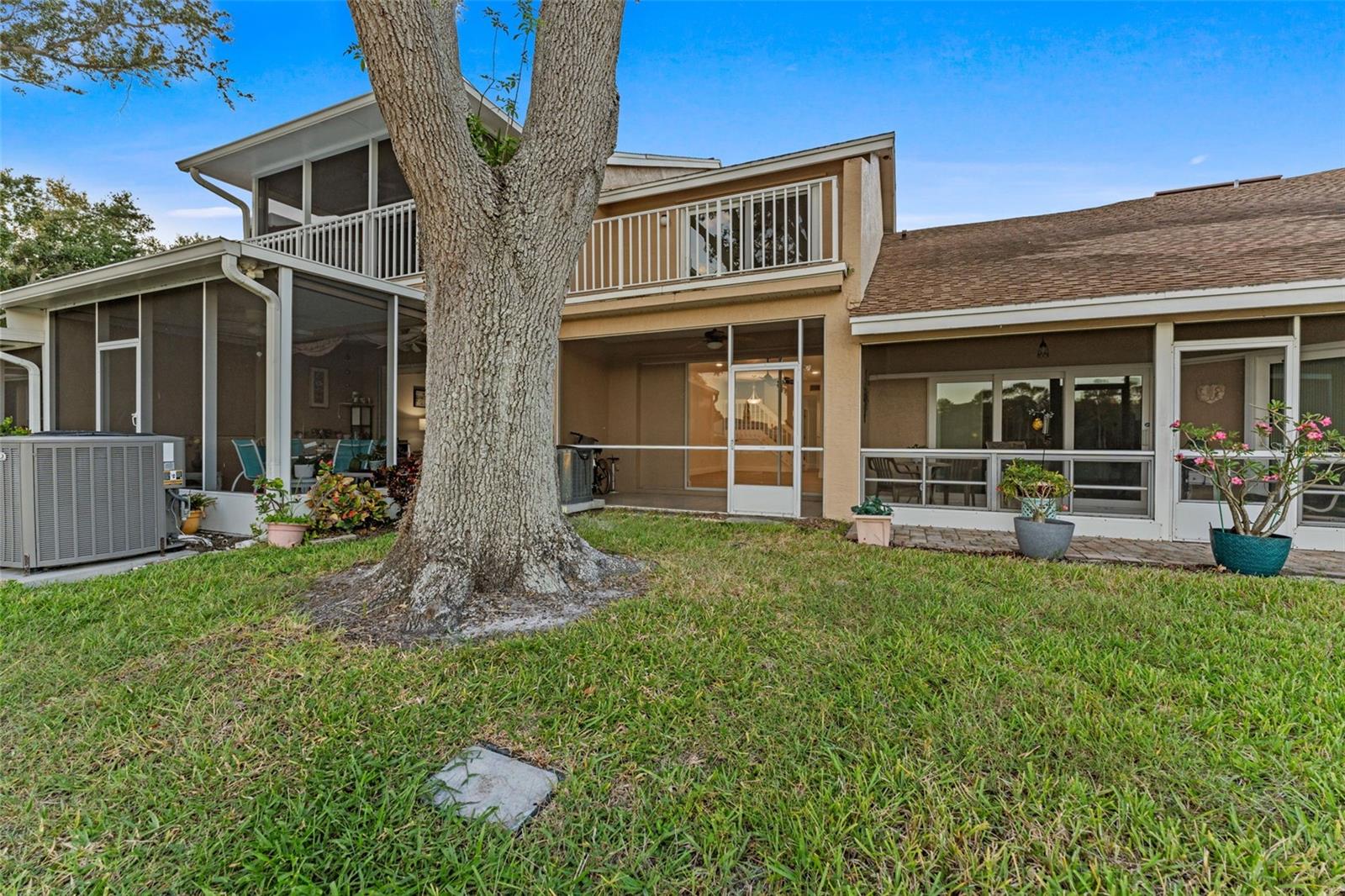 OVERLOOK - Residential Lease