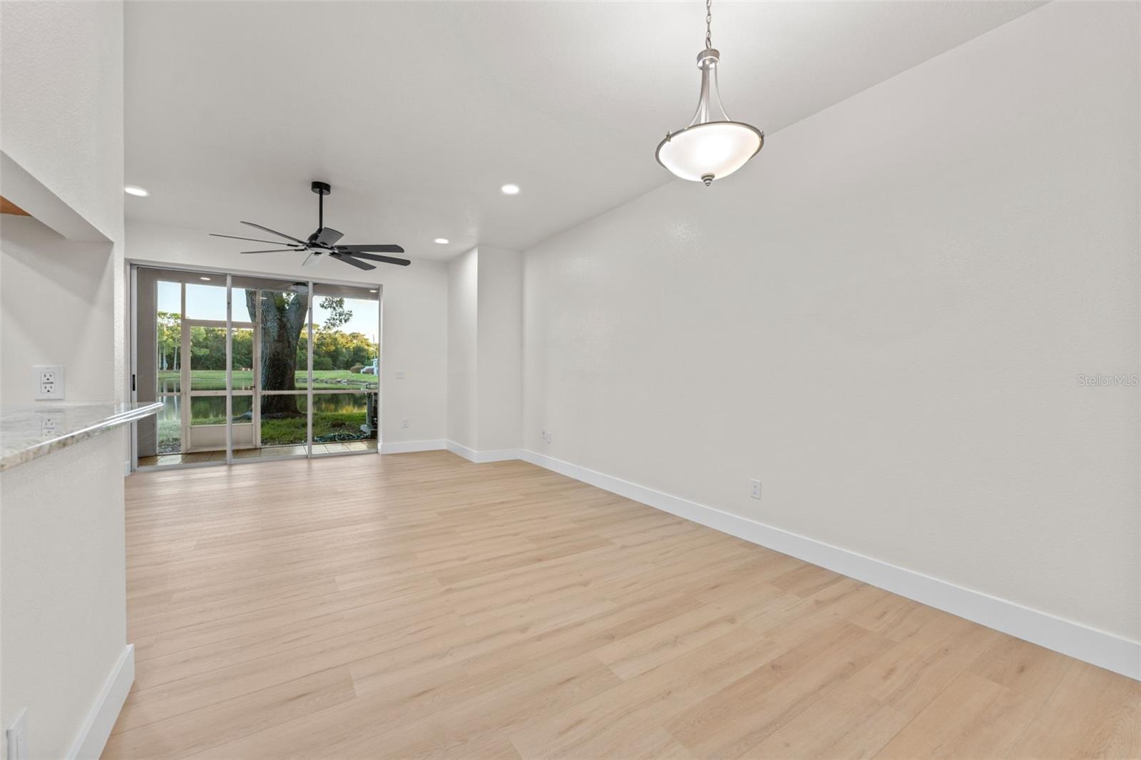 OVERLOOK - Residential Lease