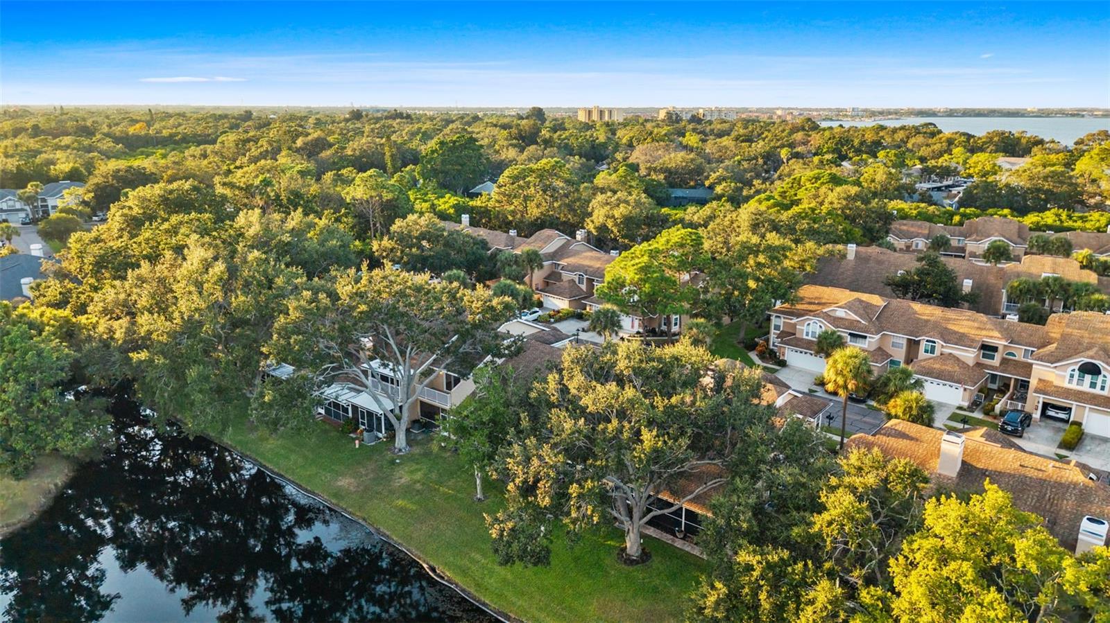 OVERLOOK - Residential Lease