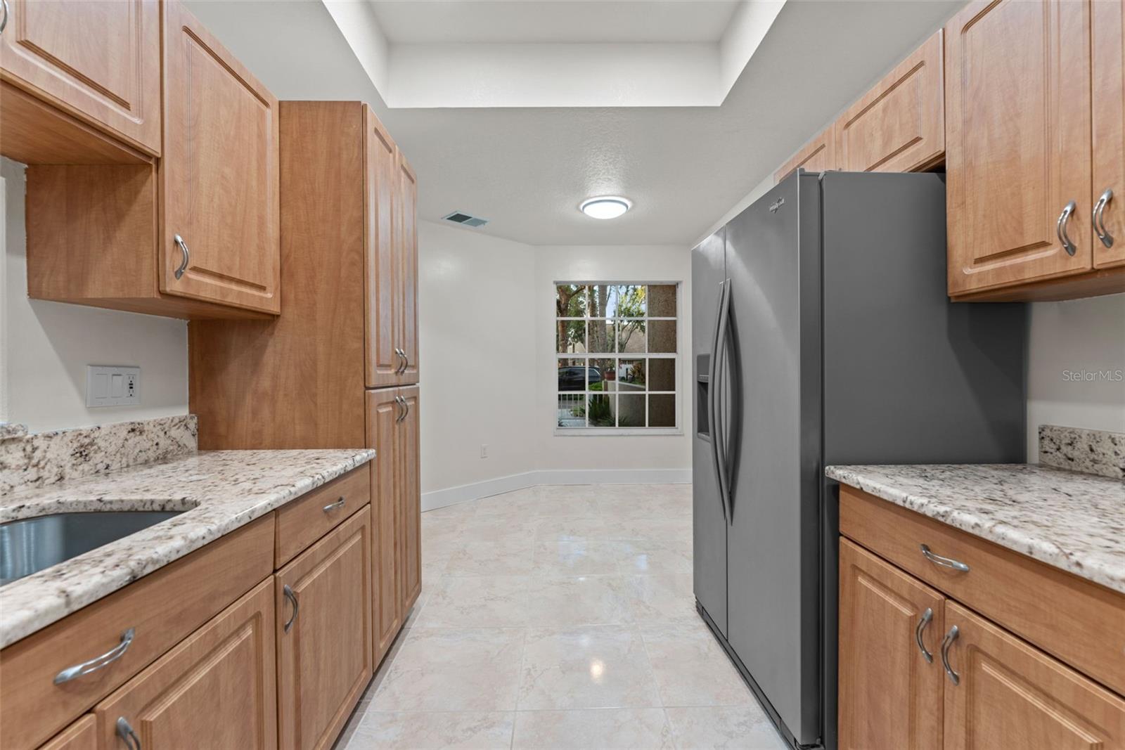 OVERLOOK - Residential Lease