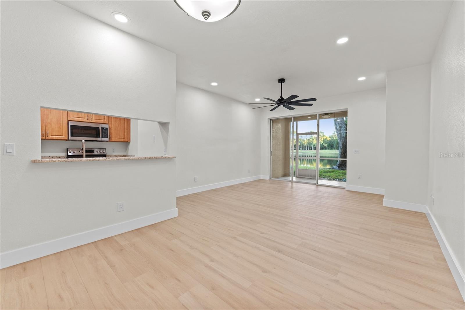 OVERLOOK - Residential Lease