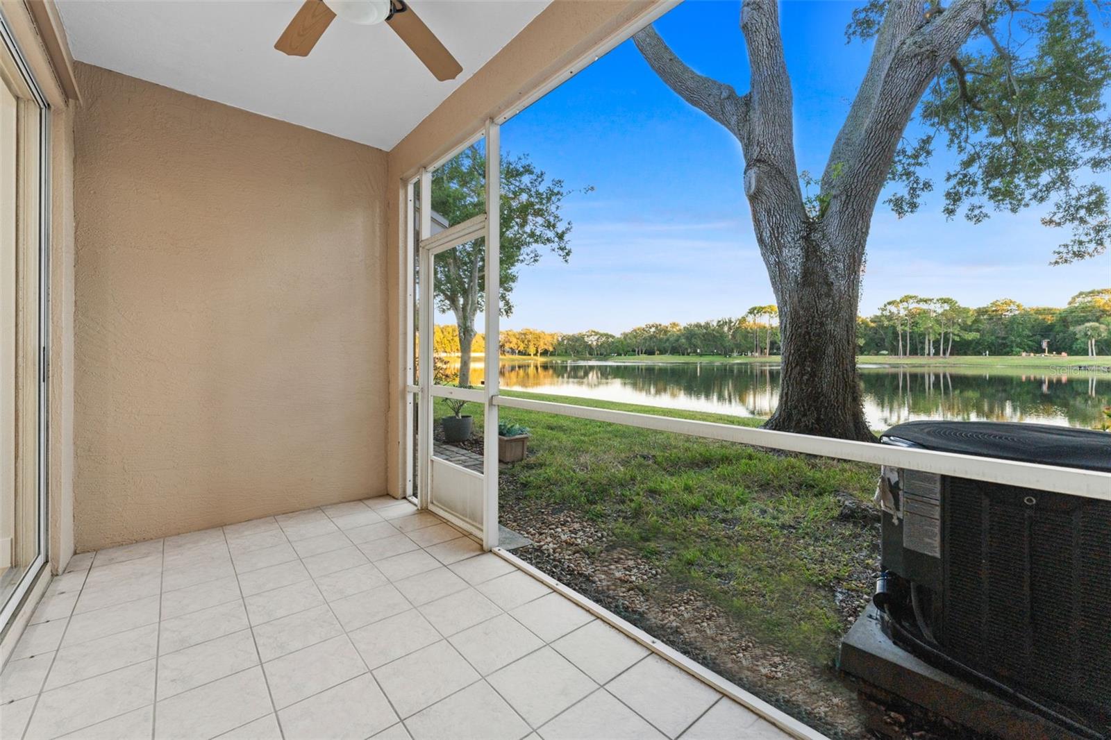 OVERLOOK - Residential Lease