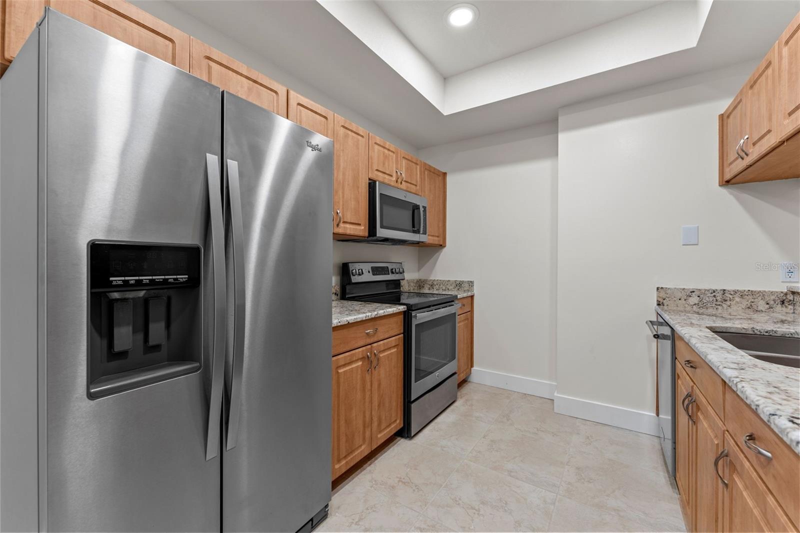 OVERLOOK - Residential Lease