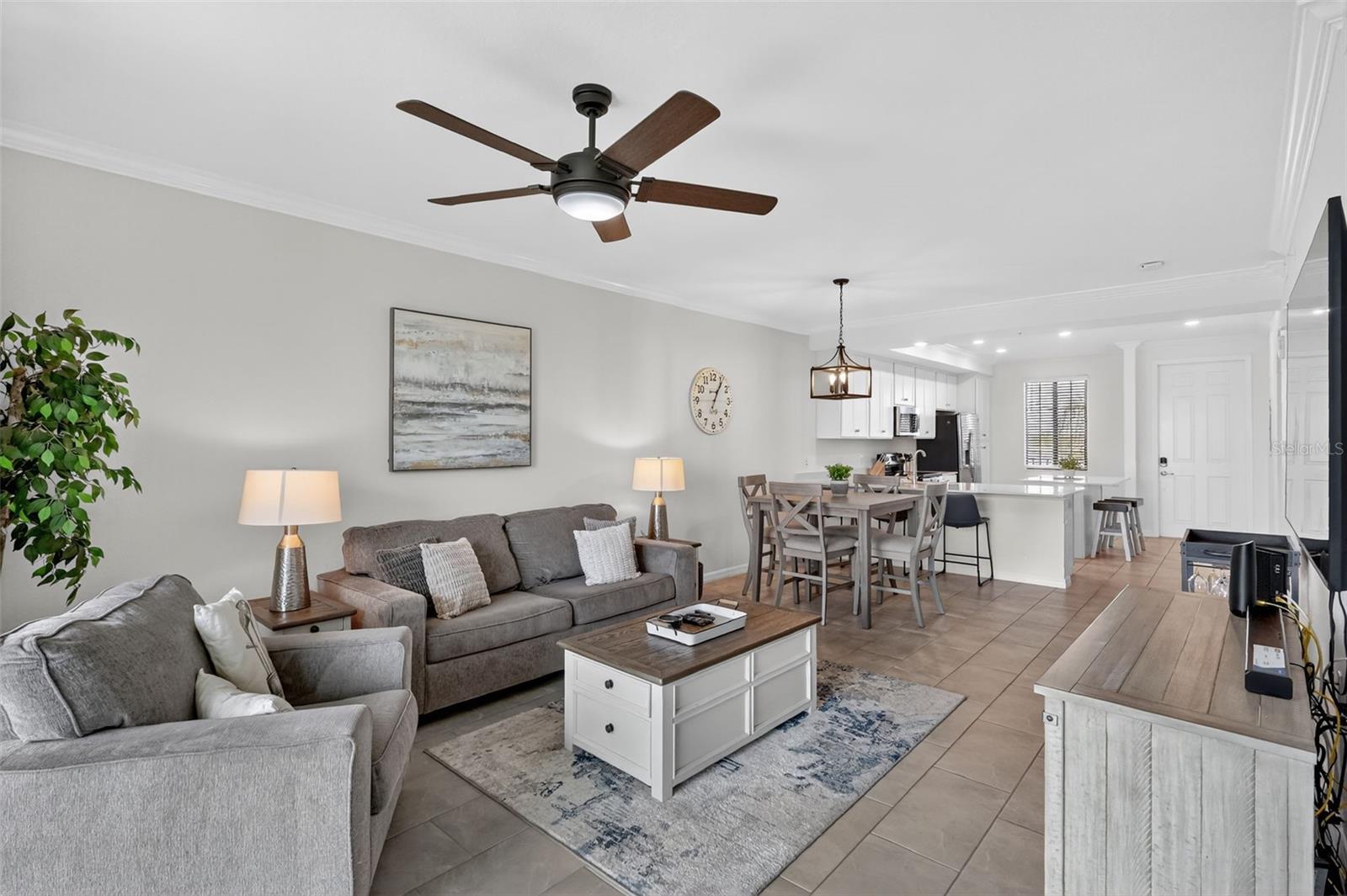 TERRACE VI AT LAKEWOOD NATIONAL PH II - Residential