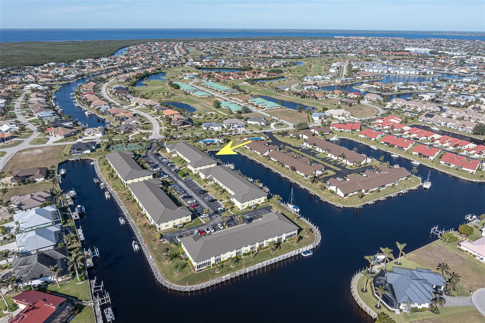 SPINNAKER POINT PH 03 BLDG 01 - Residential