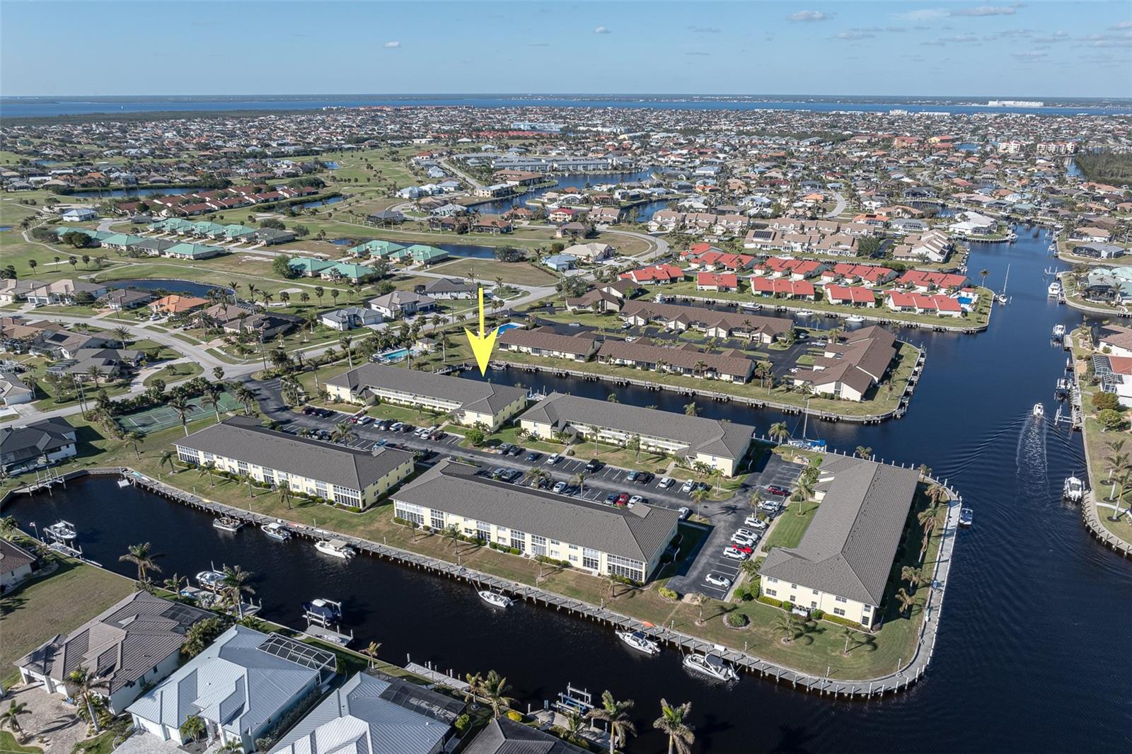 SPINNAKER POINT PH 03 BLDG 01 - Residential