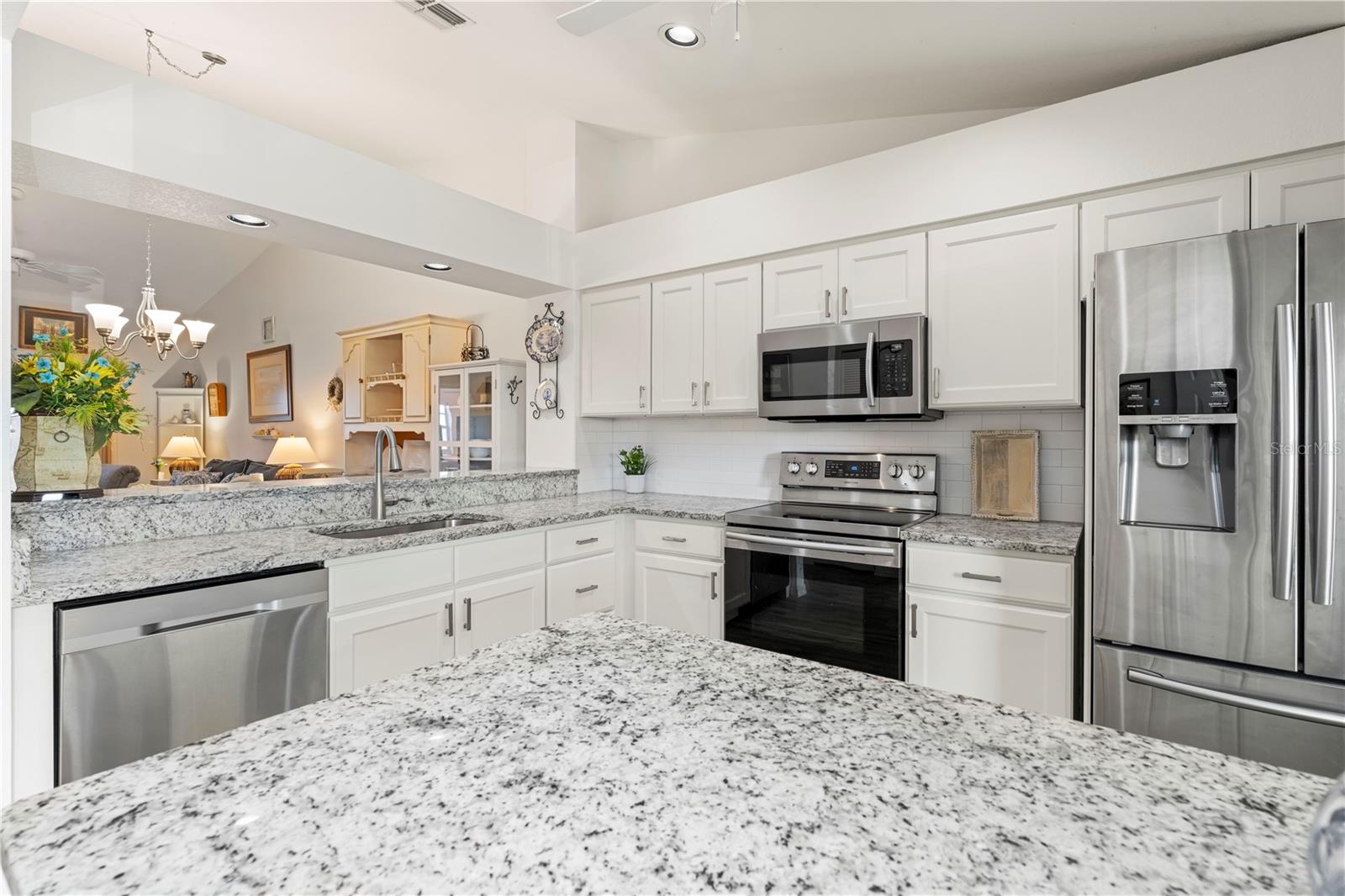 SPINNAKER POINT PH 03 BLDG 01 - Residential