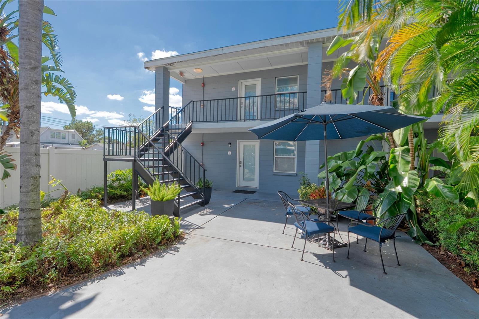 OAKFORD - Residential Income