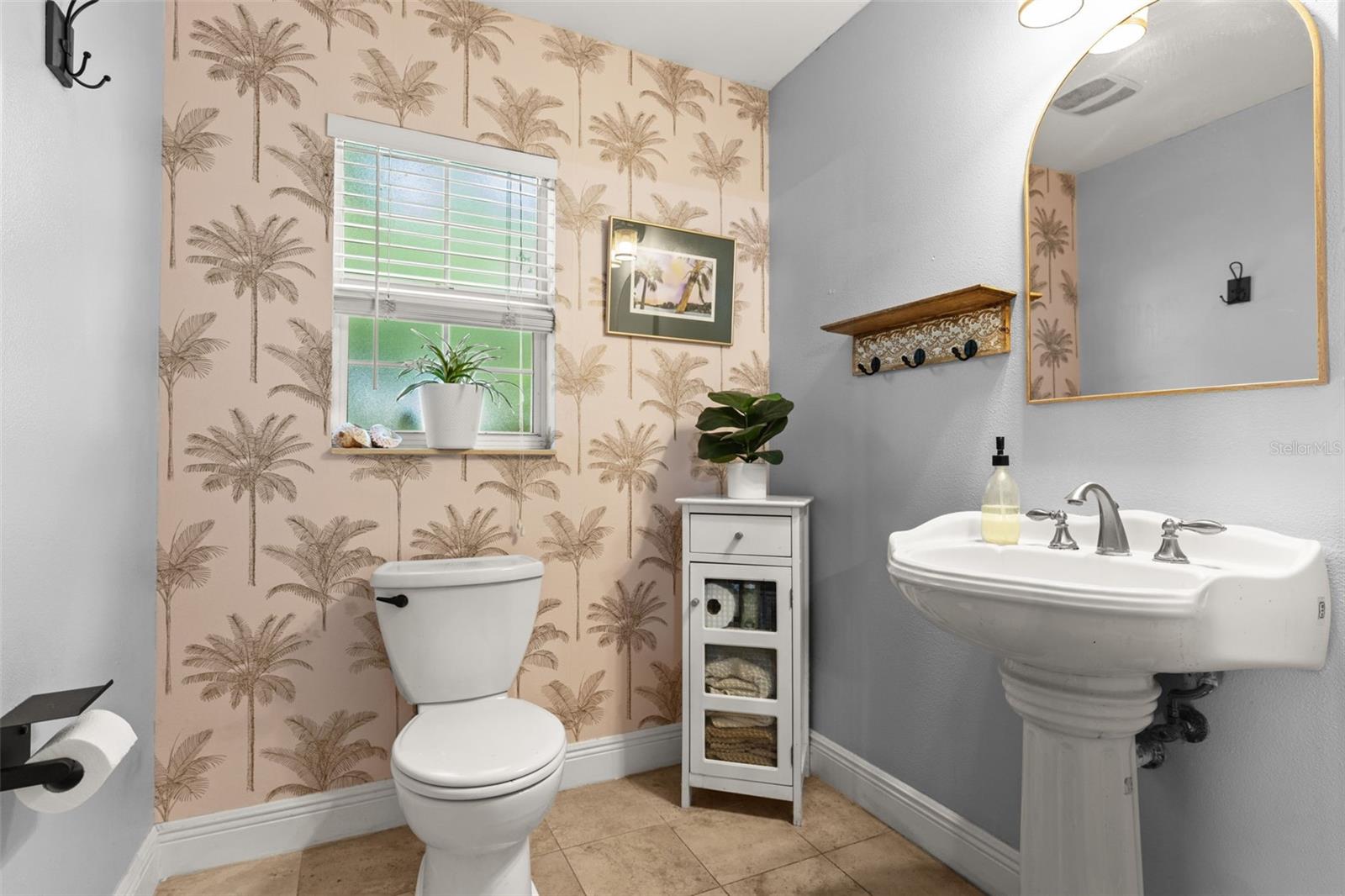 GOLDEN ESTATES - Residential
