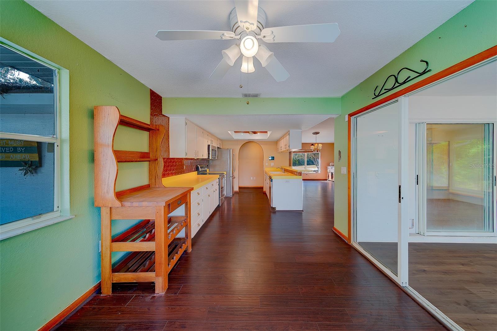 SPRING HILL - Residential