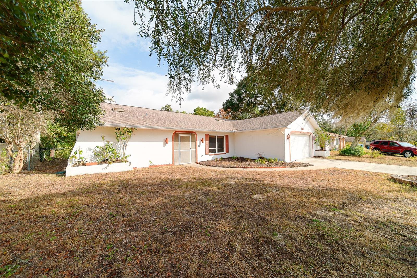 SPRING HILL - Residential