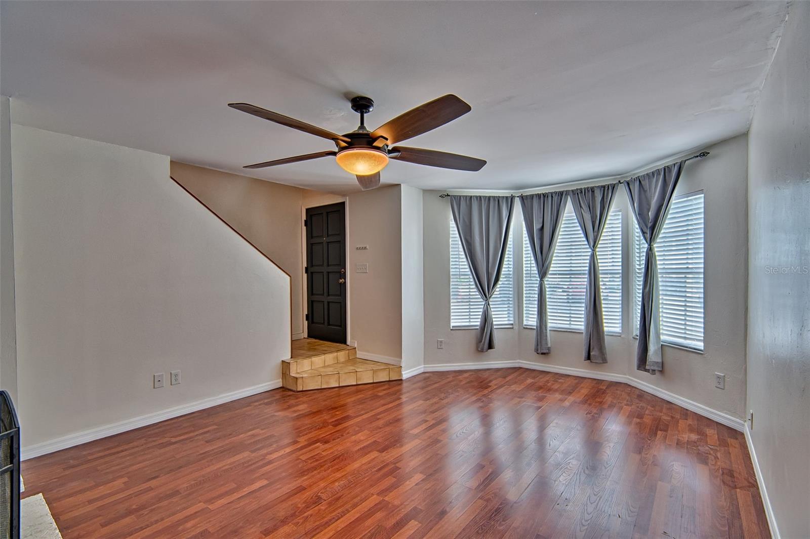 CARRIAGE HOUSE LANE - Residential