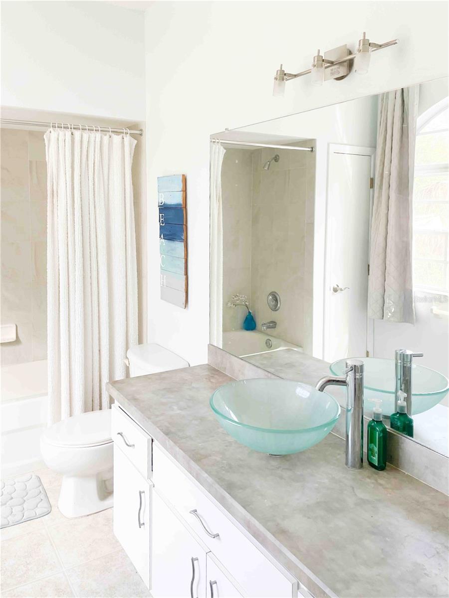 WESTLAKE - Residential