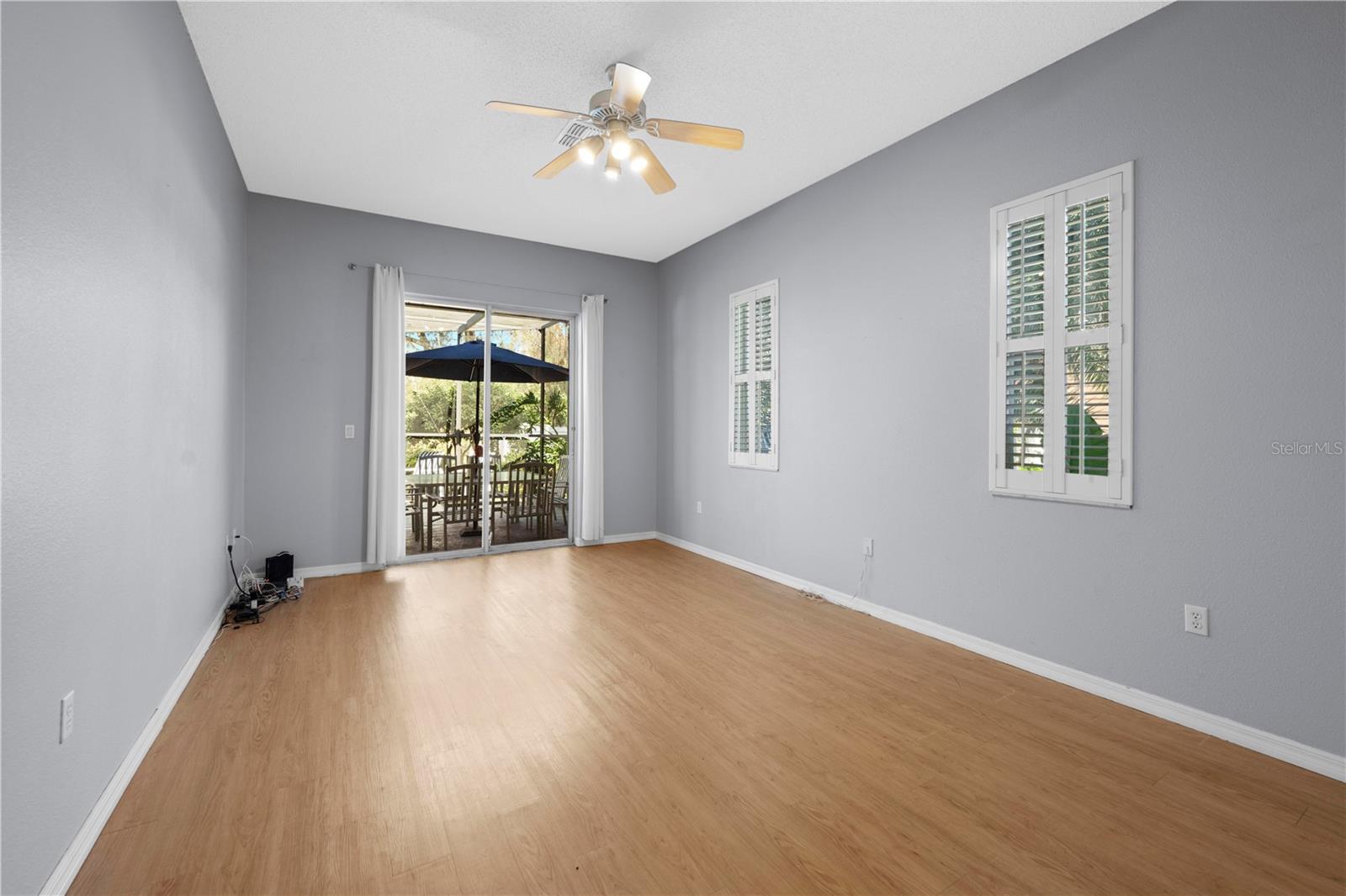 WESTLAKE - Residential