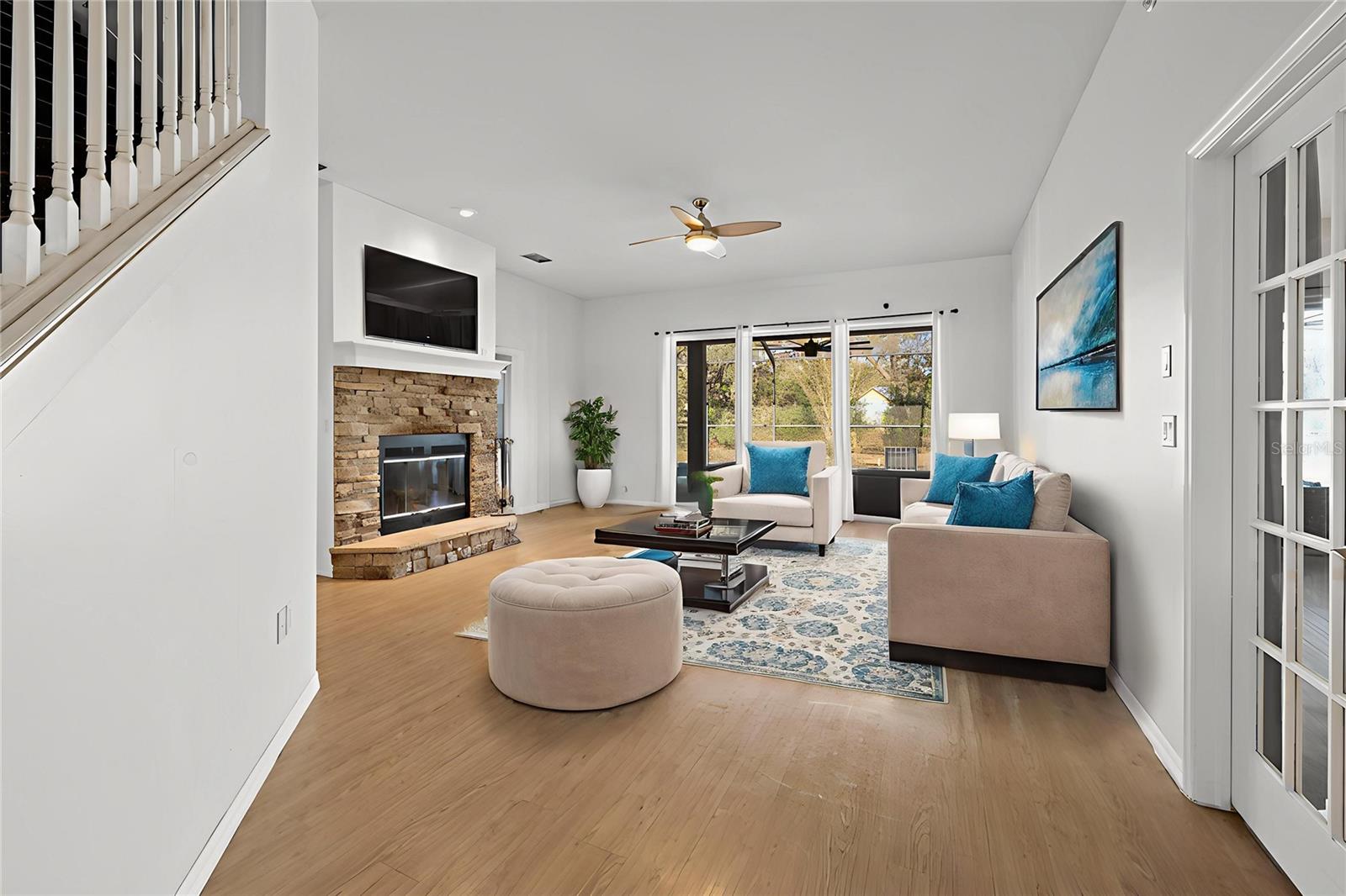 WESTLAKE - Residential