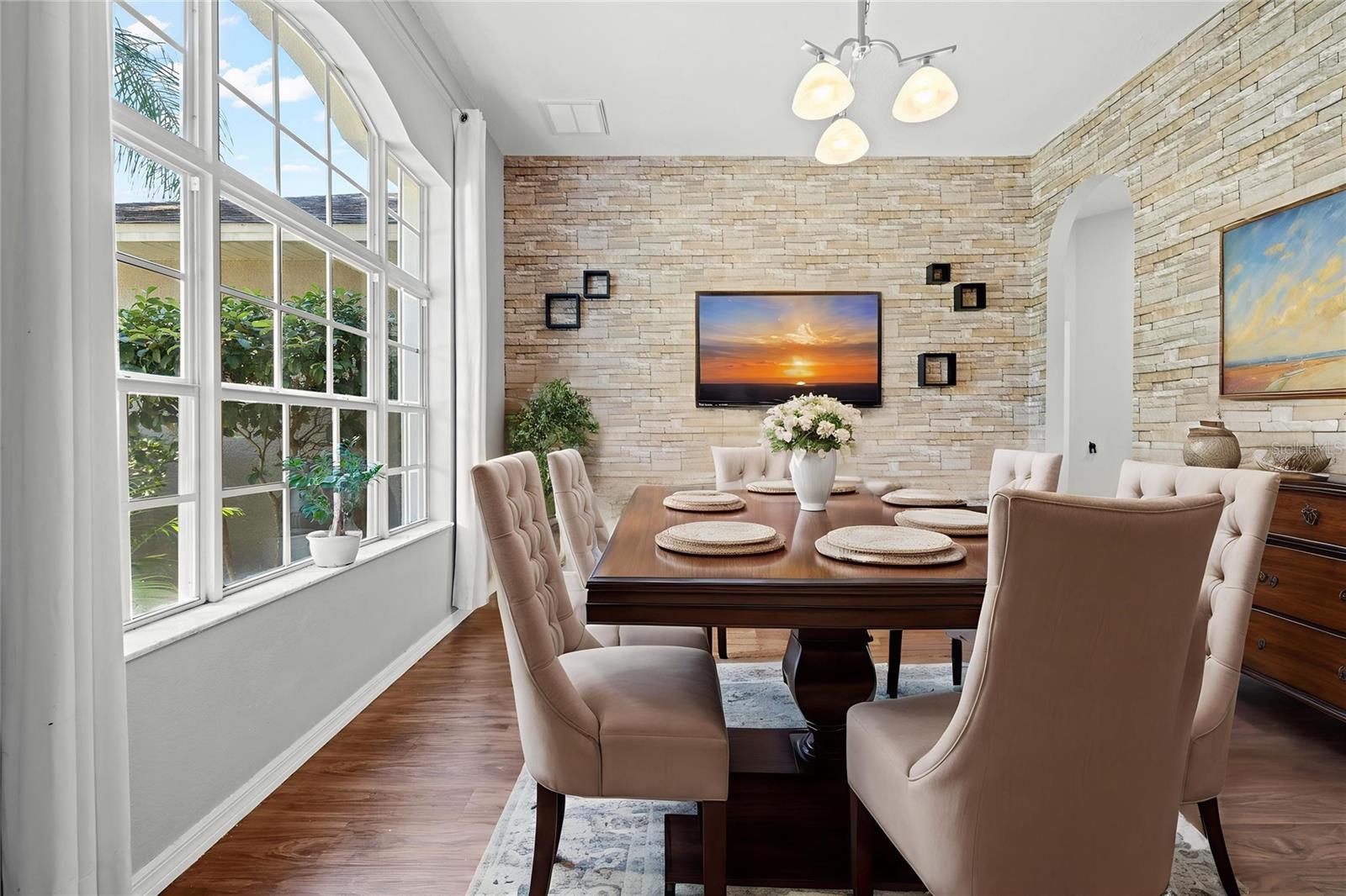 WESTLAKE - Residential