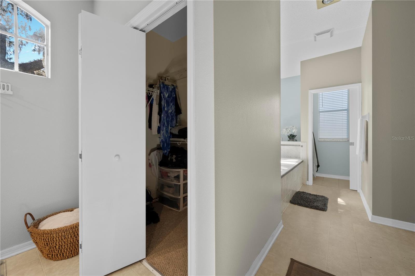 WESTLAKE - Residential