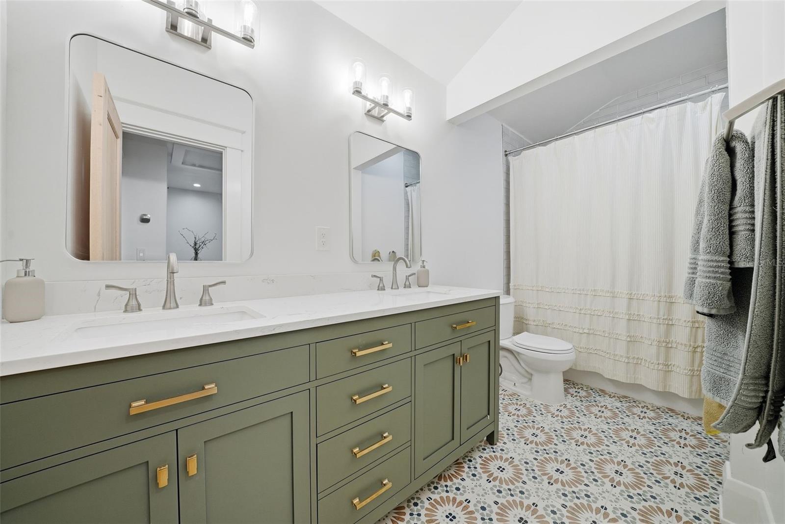 RIO VISTA SUB REV - Residential