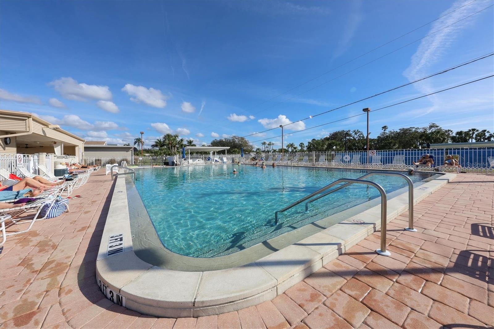 GOLF LAKES RESIDENTS CO-OP - Residential
