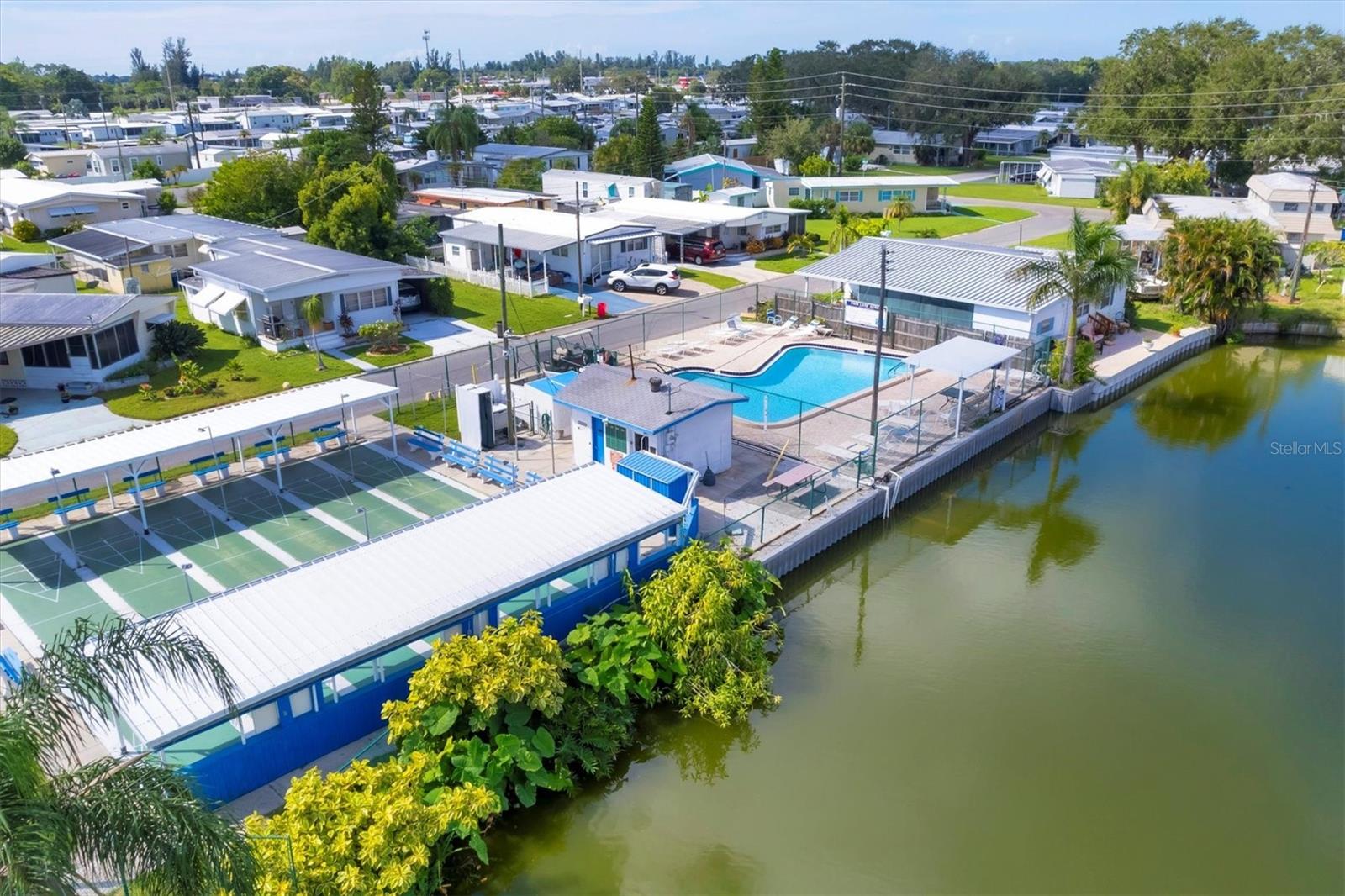 GOLF LAKES RESIDENTS CO-OP - Residential