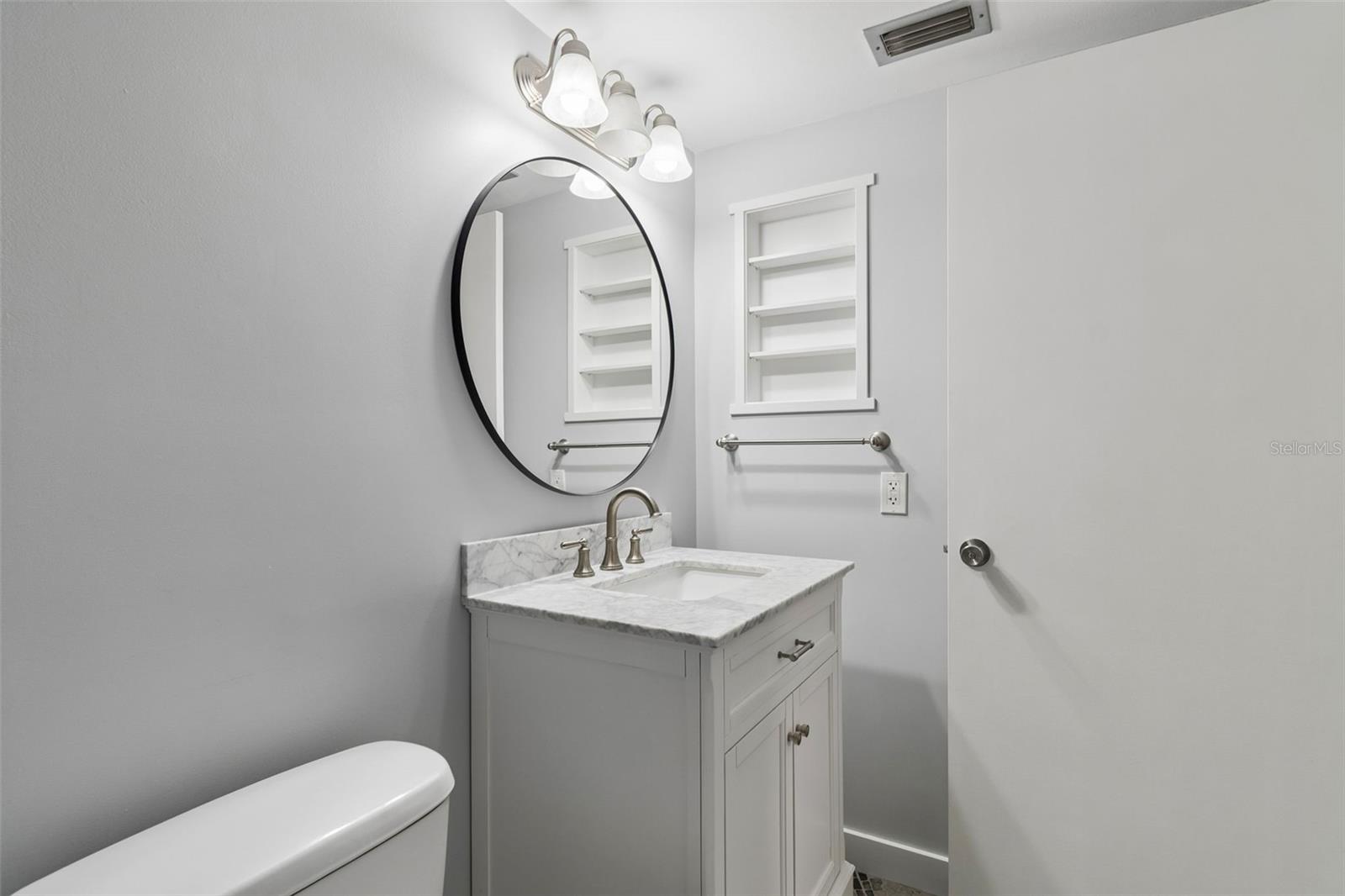 ON TOP OF THE WORLD - Residential