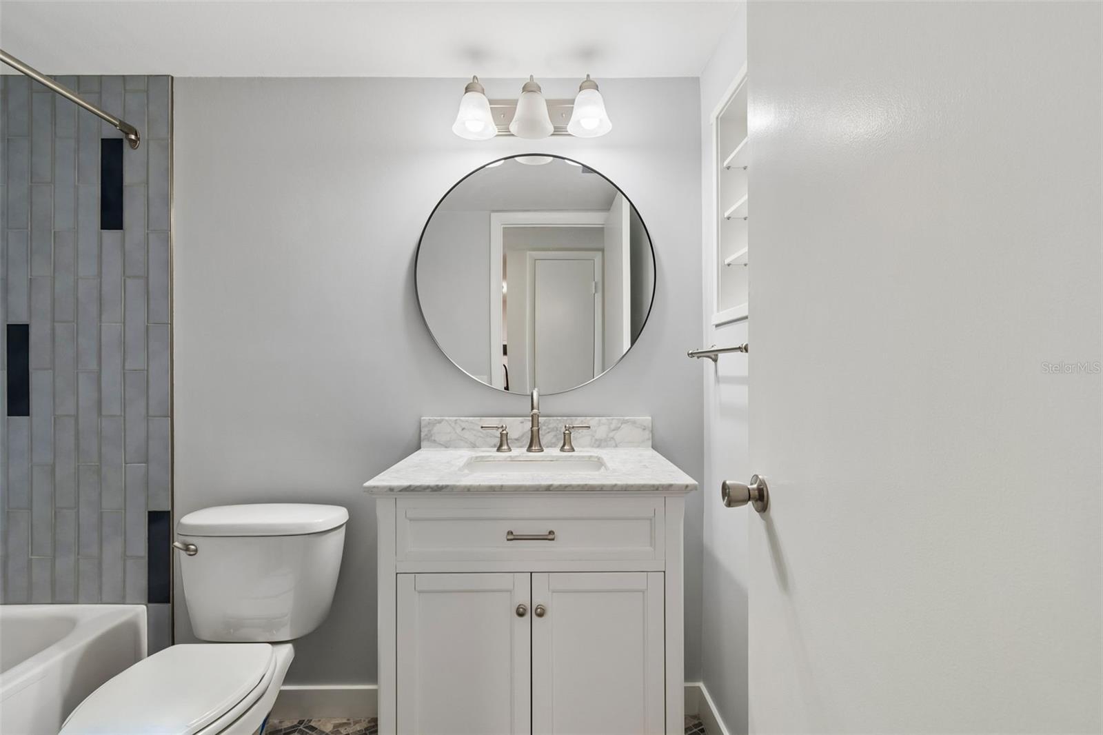 ON TOP OF THE WORLD - Residential