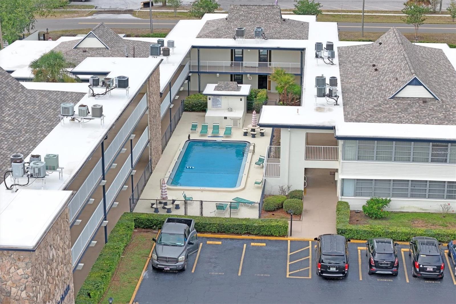 BAY POINT PLAZA APTS CONDO - Residential