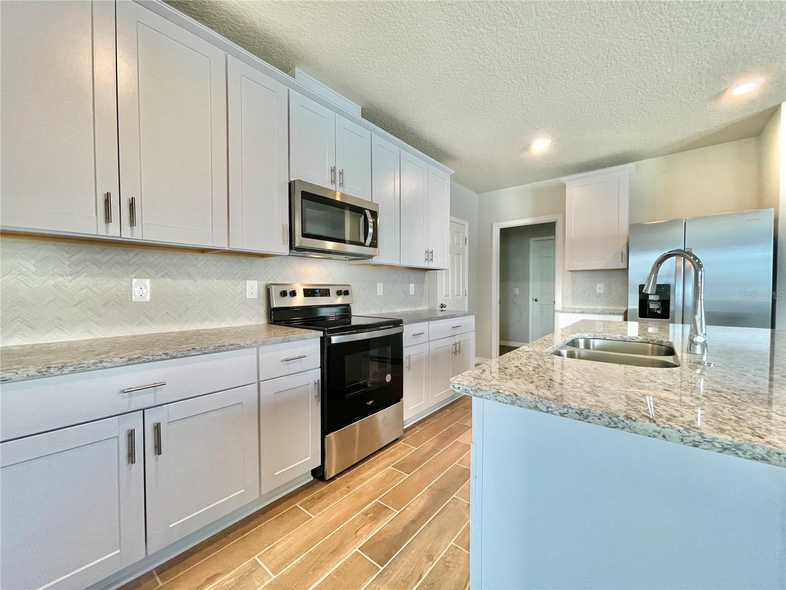 5232 STEPHS FIELD STREET