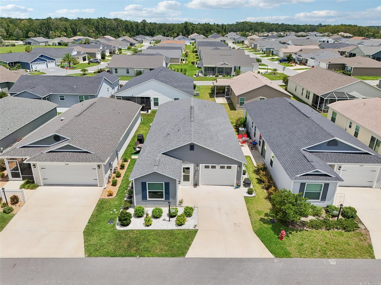 VILLAGES/SOUTHERN OAKS UN 69 - Residential