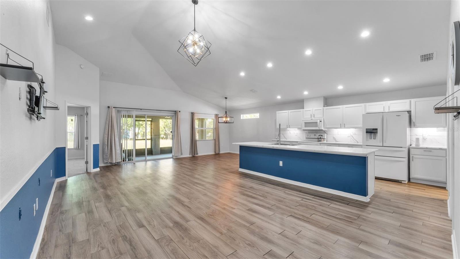 LAKES TR 04 - Residential